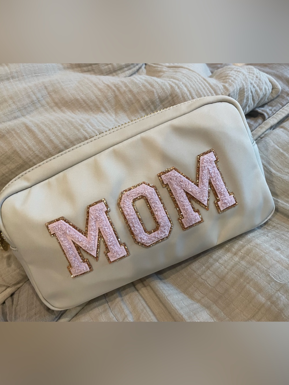 NWOT Stoney Clover Lane light gray Cosmetic Pouch with Pink 'MOM' Patch